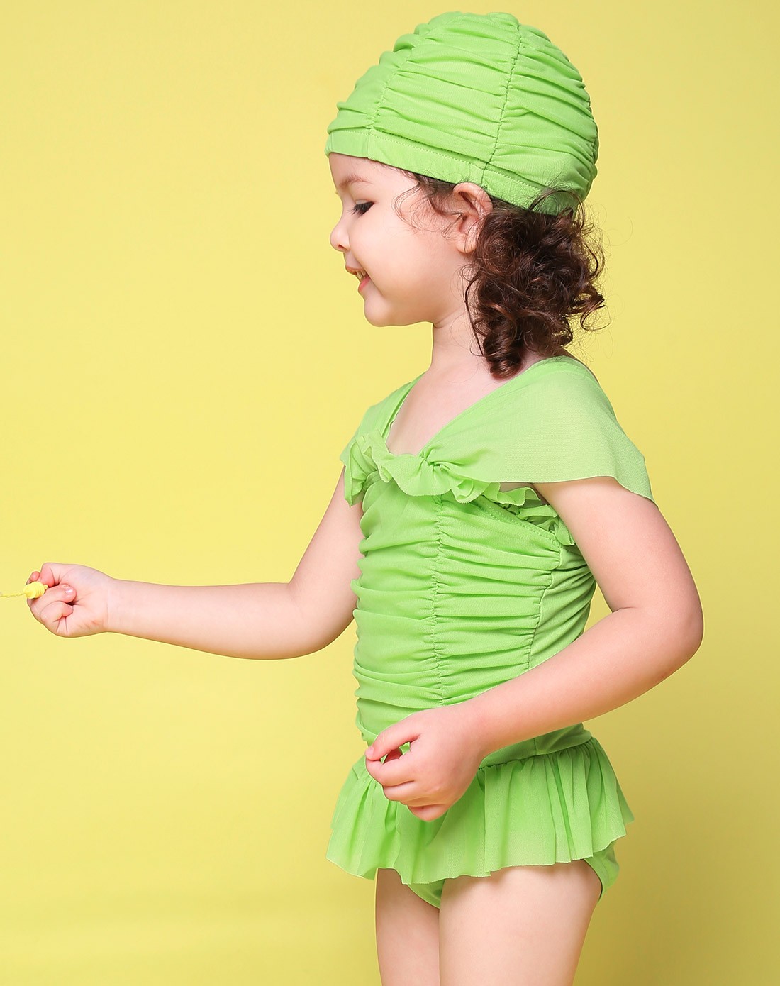 儿童泳衣 女童草绿色 连体三角泳衣