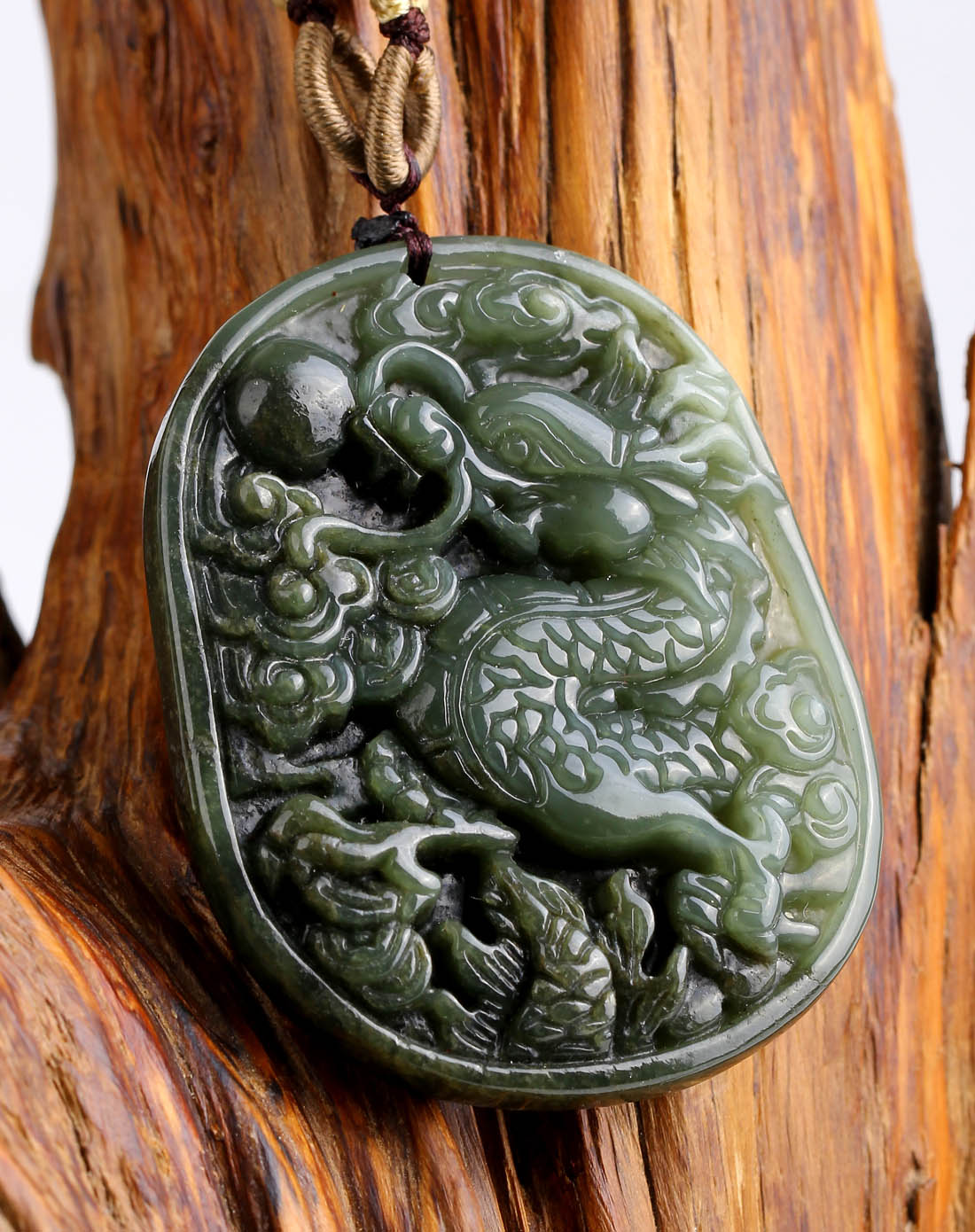 中性和田青玉龙牌吊坠附证书