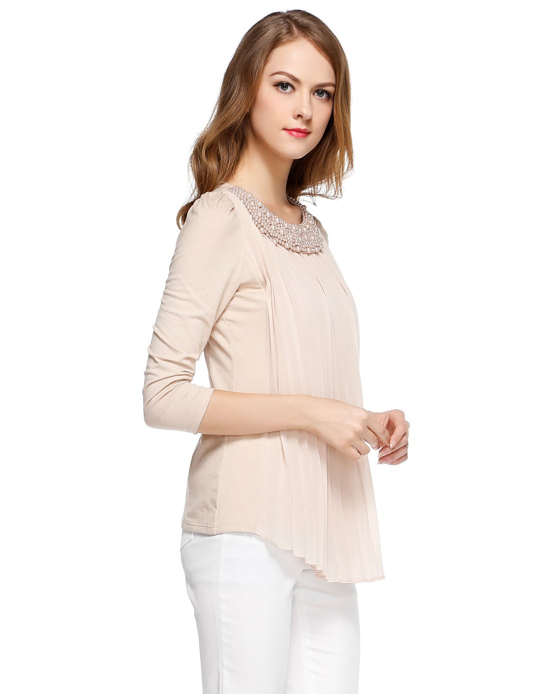 浅米色大气时尚九分袖上衣