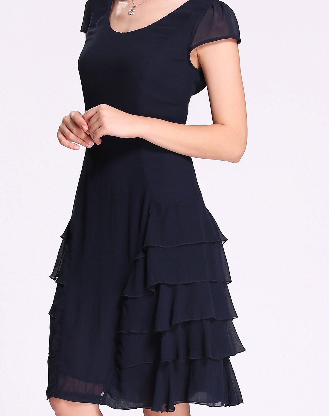 真丝纯色连衣裙