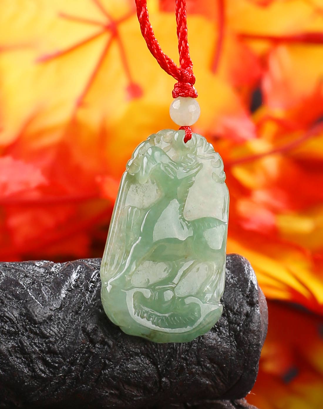 天然翡翠a货生肖牌(国家权威认证)