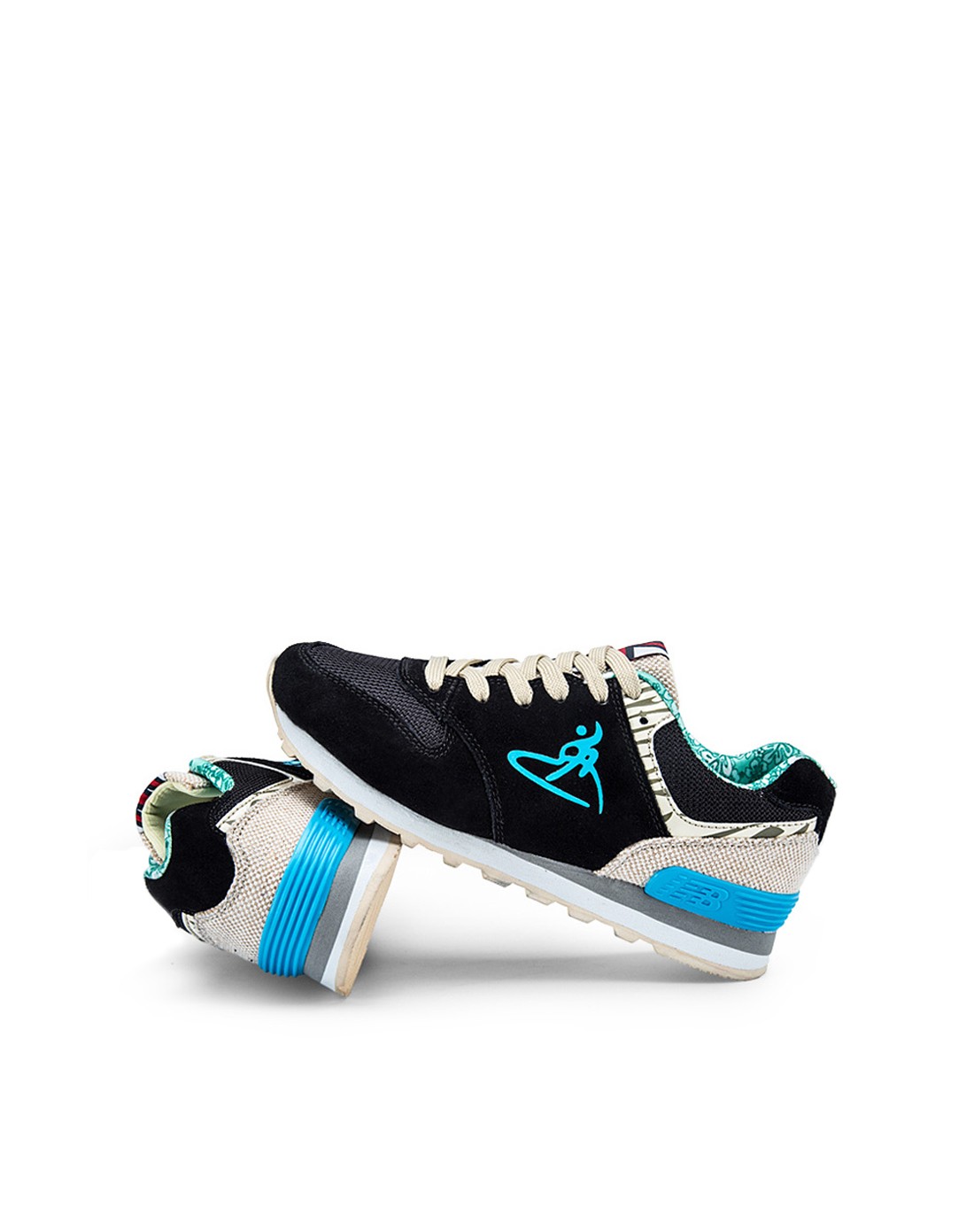 领舞者 经典时尚 中性款黑色运动休闲鞋 透气耐磨