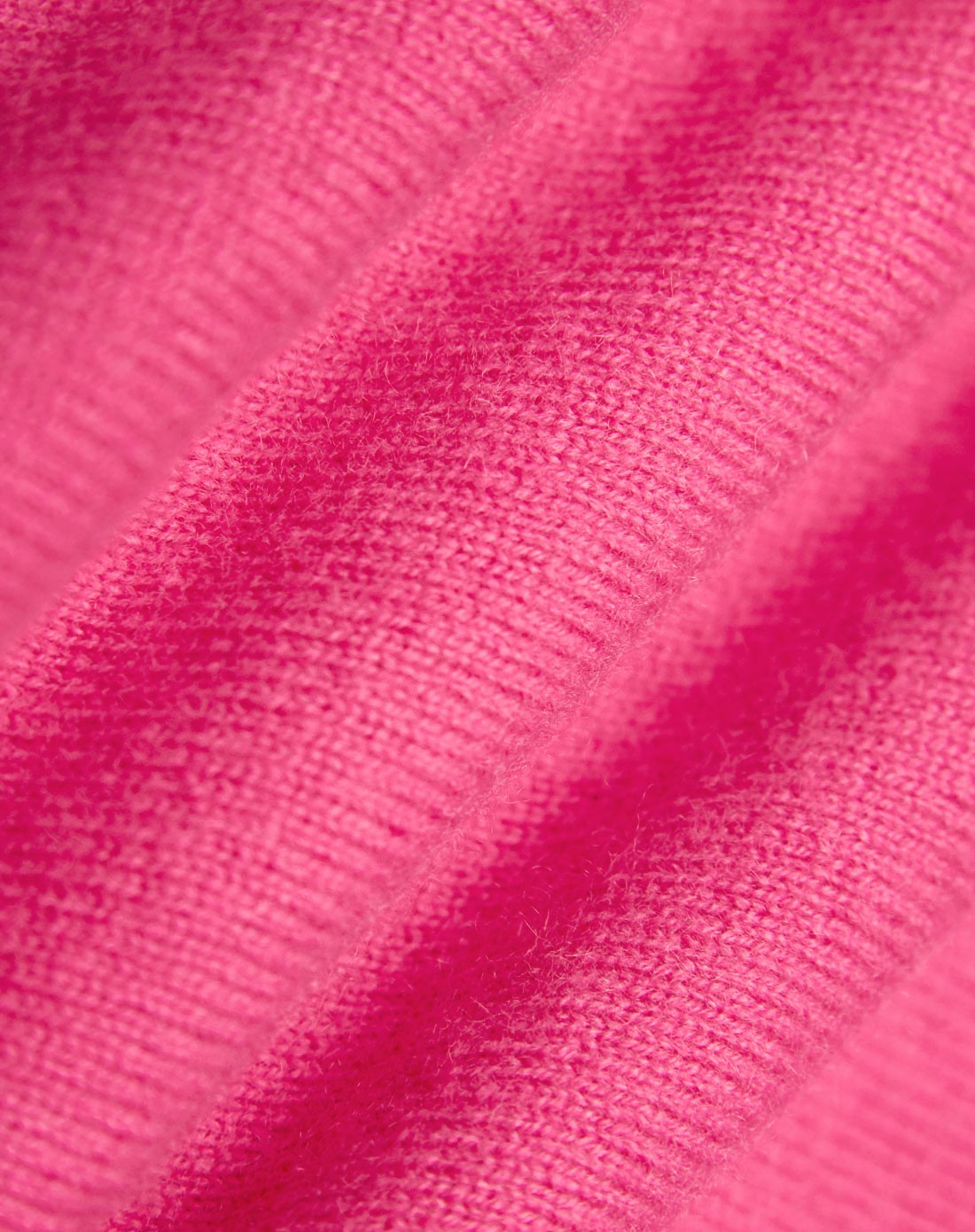 女士玫红色半高领100%纯羊绒衫