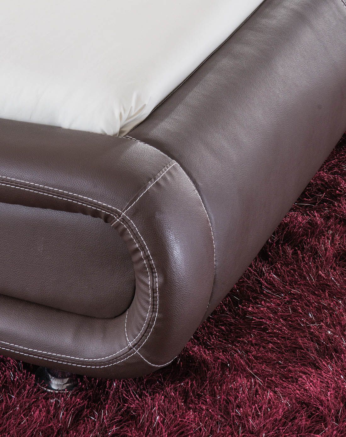 8*2米进口头层黄牛皮软床 1.8*2(送床垫)