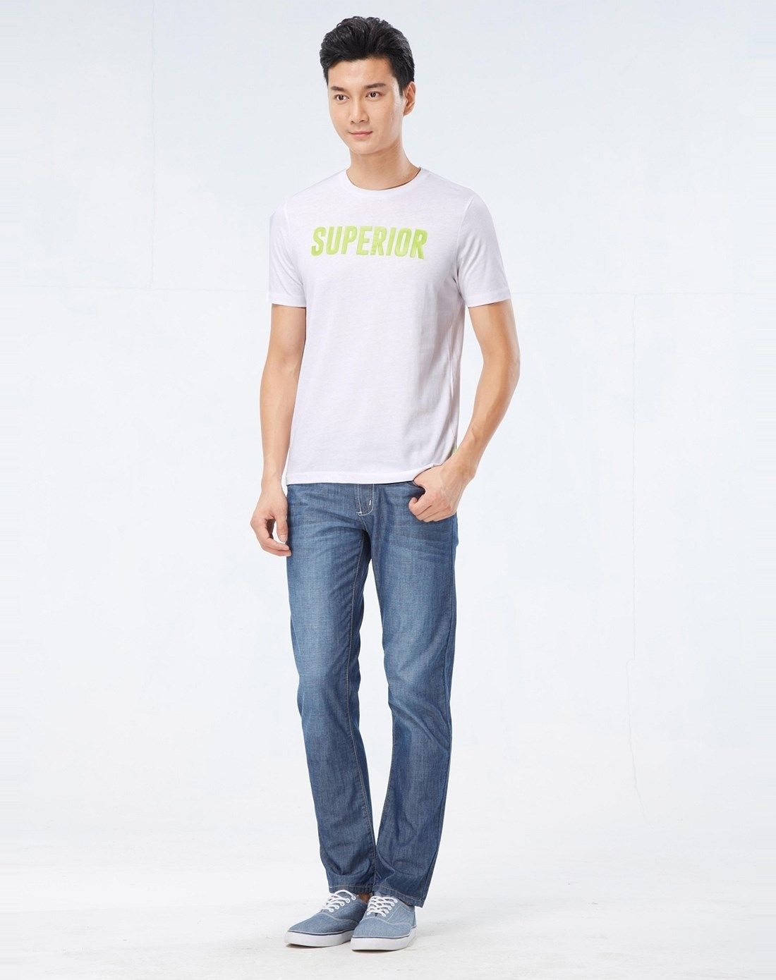 佐丹奴giordano男装专场 > 白色立体字母印花纯棉短袖t恤