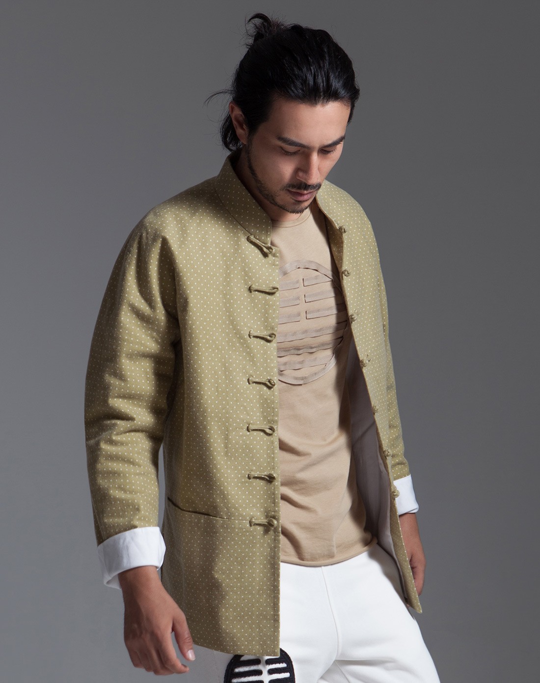 花笙记旗下品牌男装专场 > 花笙记男款卡其色圆点开襟长袖上衣