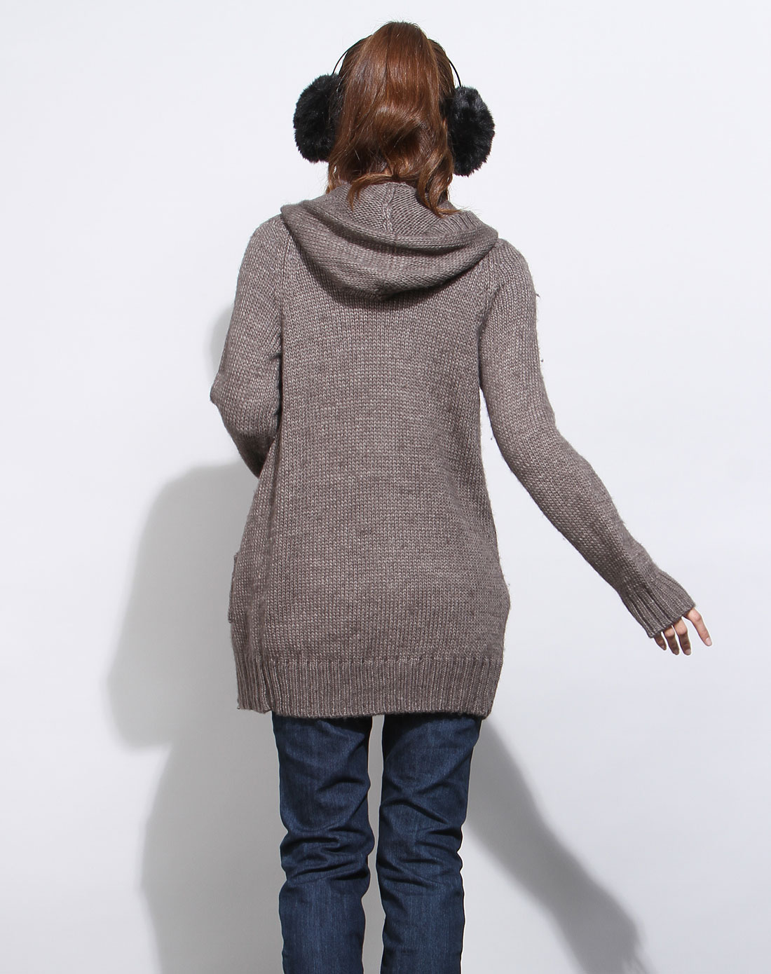 灰褐色时尚连帽长袖长毛衣外套