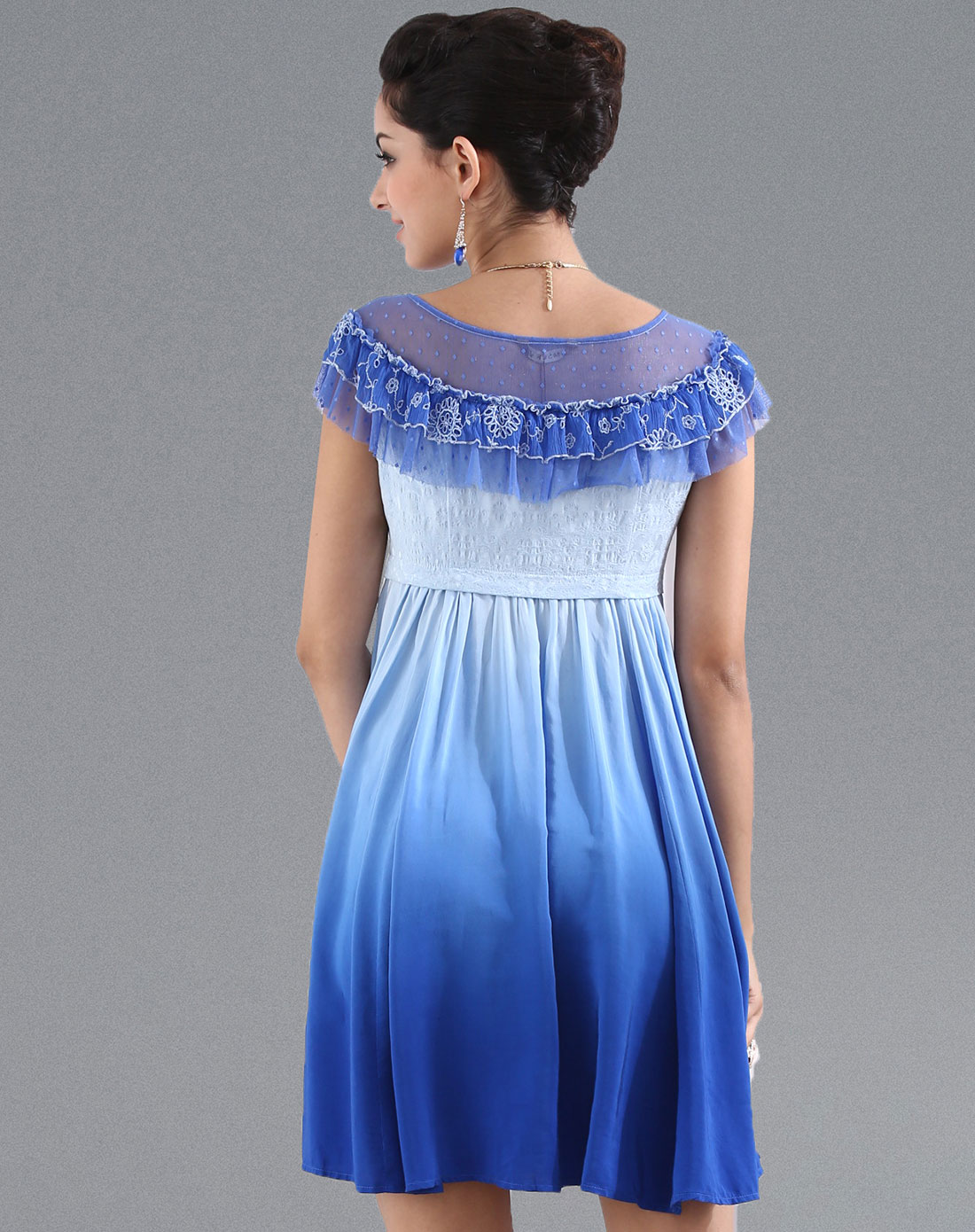 蓝色透视圆领蕾丝荷叶边渐变连衣裙