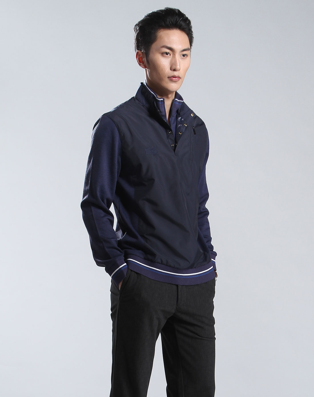 1828collection男装专场-深蓝色半开襟拼接布长袖t恤