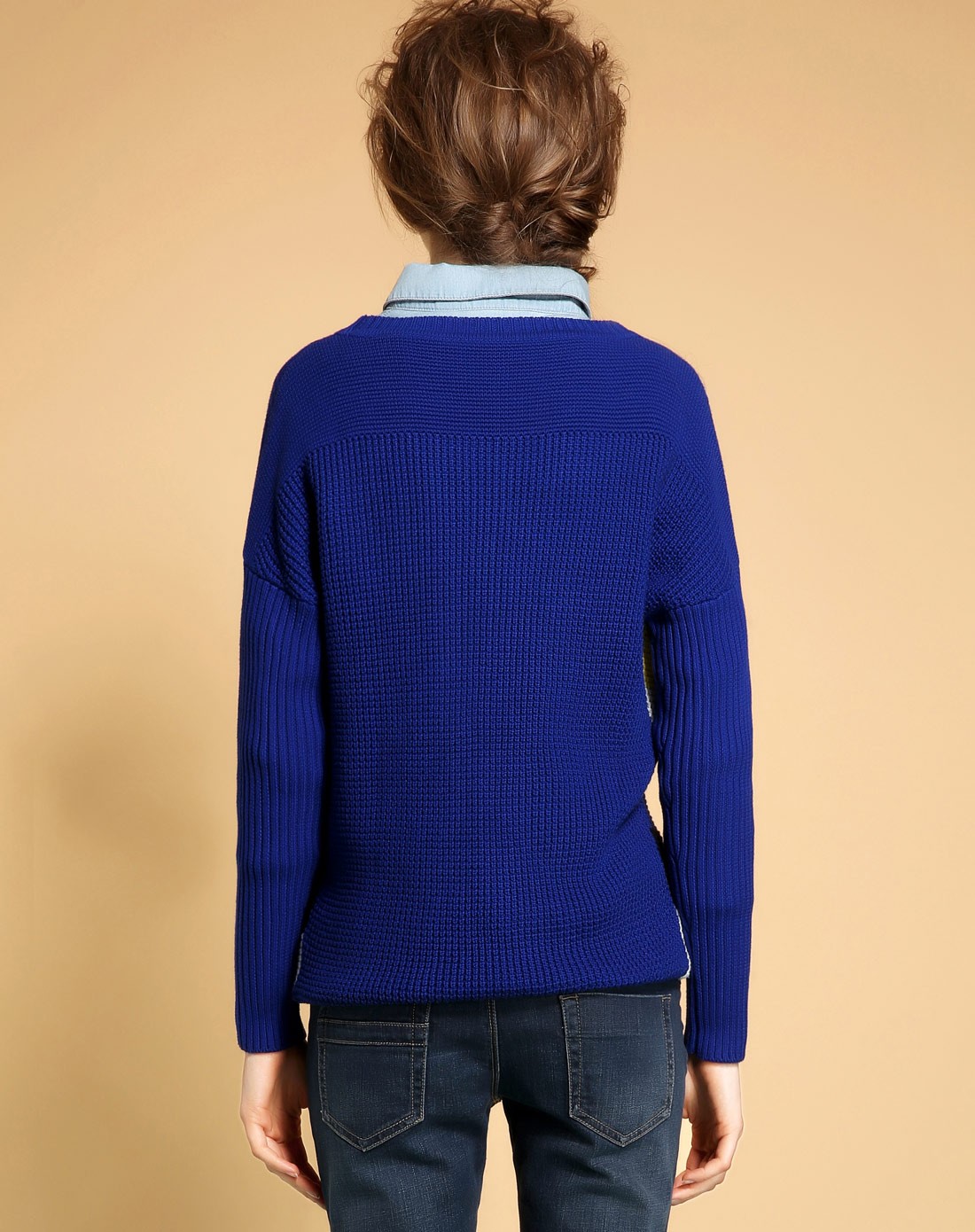 优雅时尚撞色拼接圆领滑肩袖针织上衣