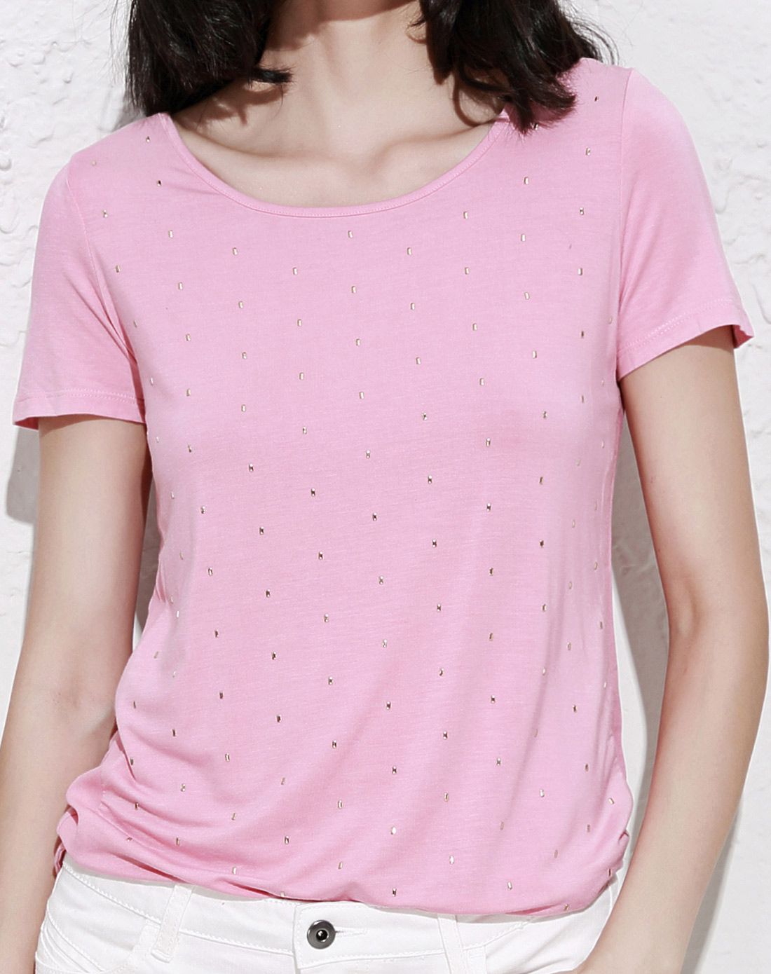 粉紫红色潮流时尚铆钉短袖t恤