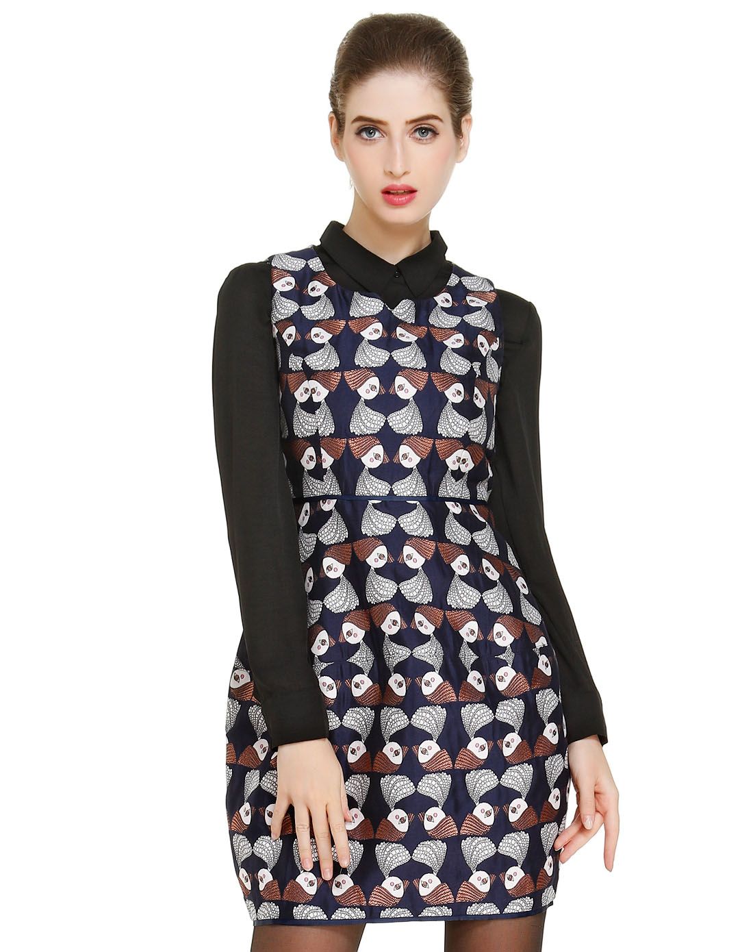 丹尼爱特daniel hechter女装专场 > 深蓝/白色可爱时尚无袖连衣裙