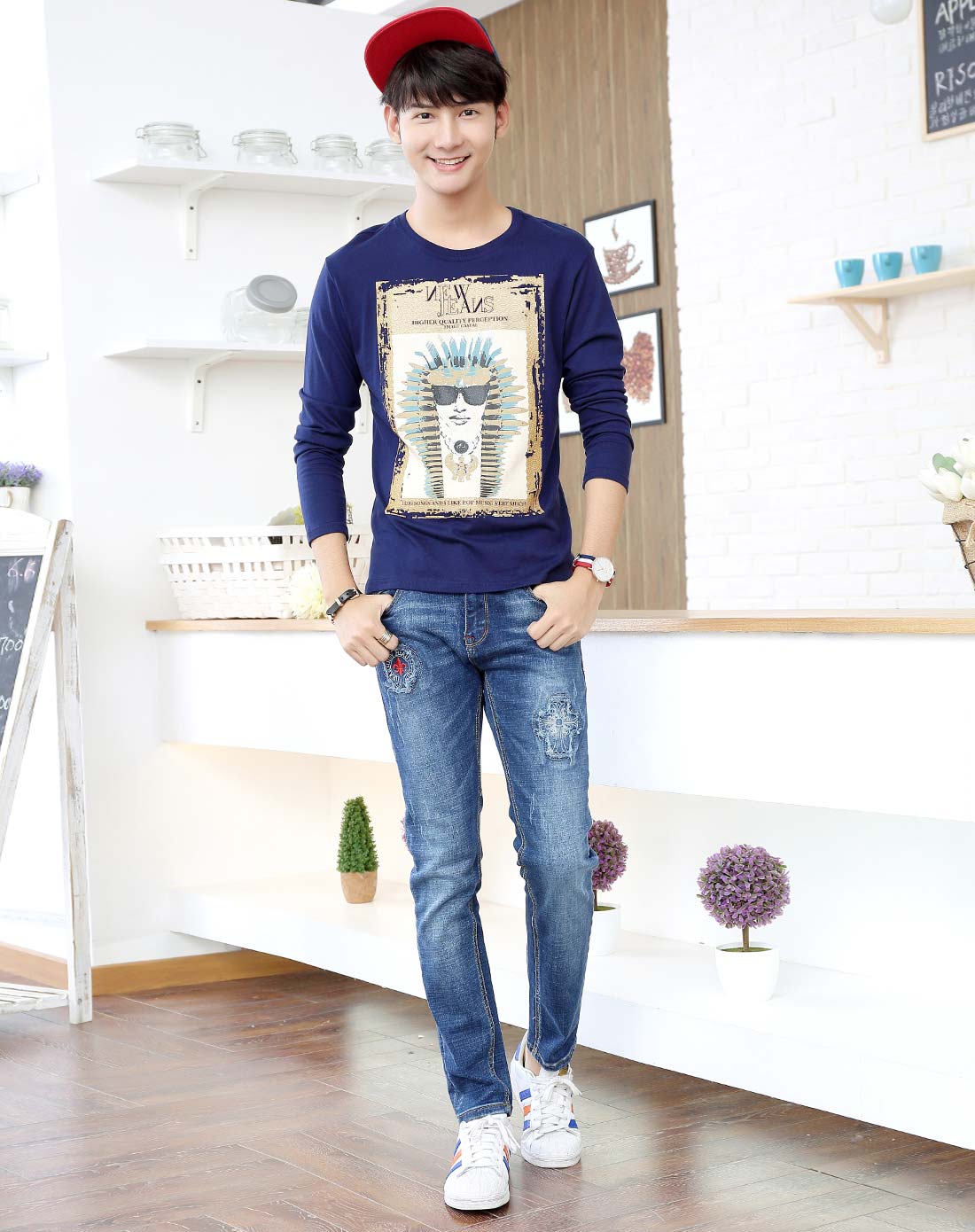 男款宝蓝色舒适时尚印图长袖t恤