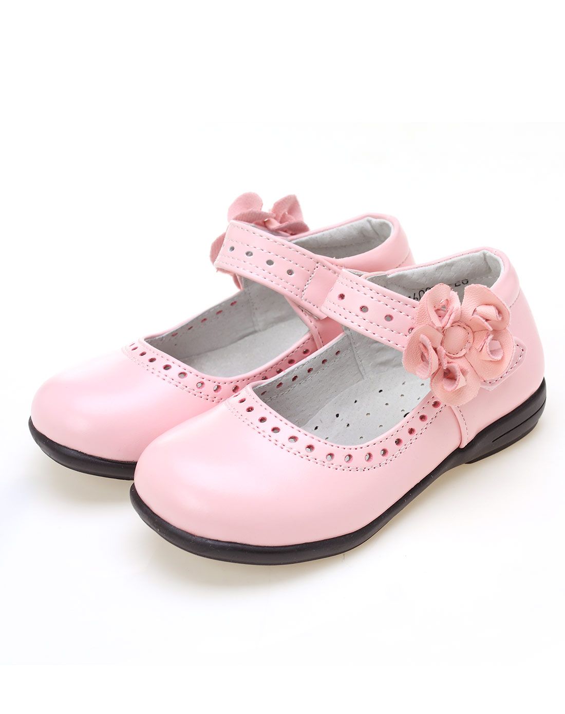 女童粉色皮鞋