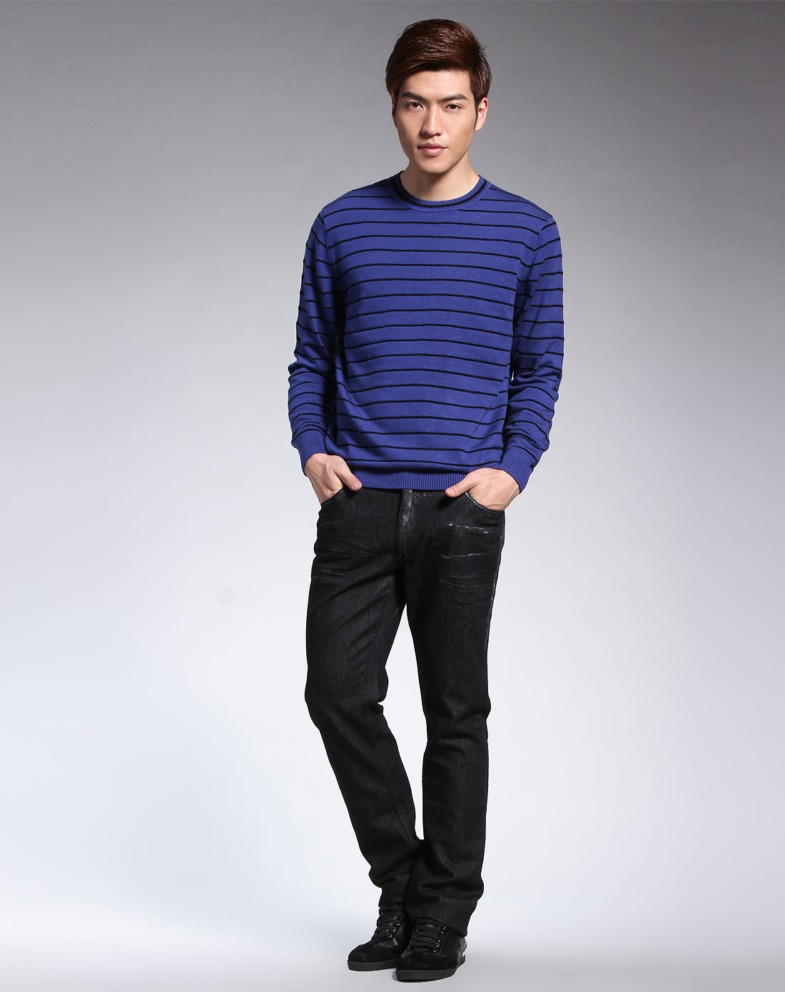 夏利豪charriol男装专场-海蓝色条纹时尚休闲长袖毛衣