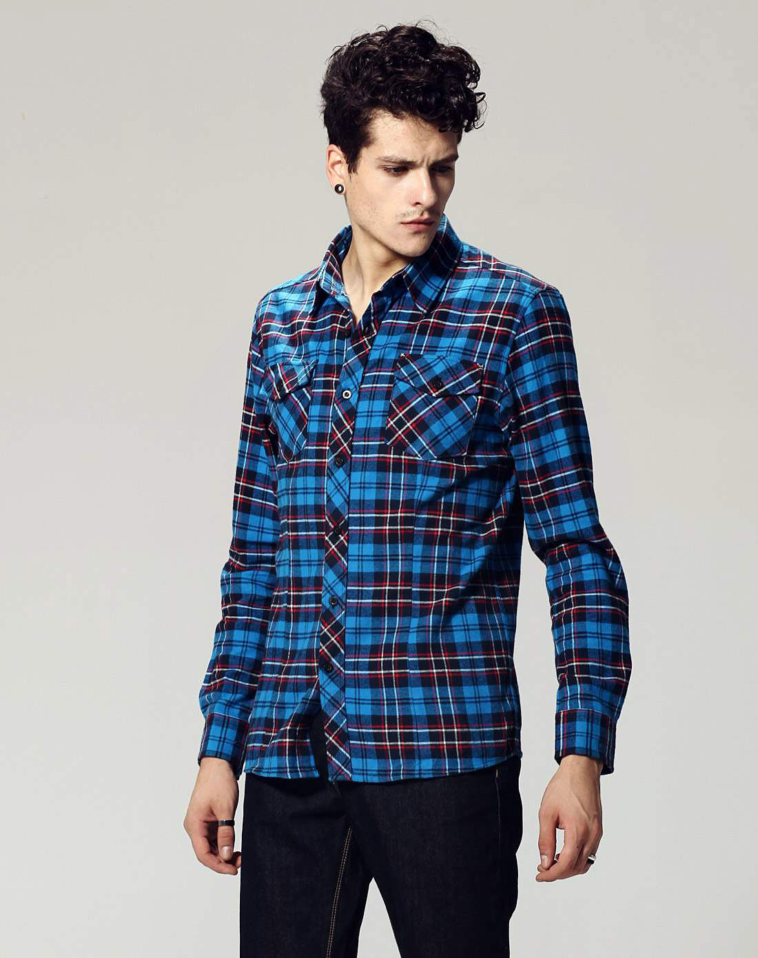 男款醇蓝色时尚格子长袖衬衫