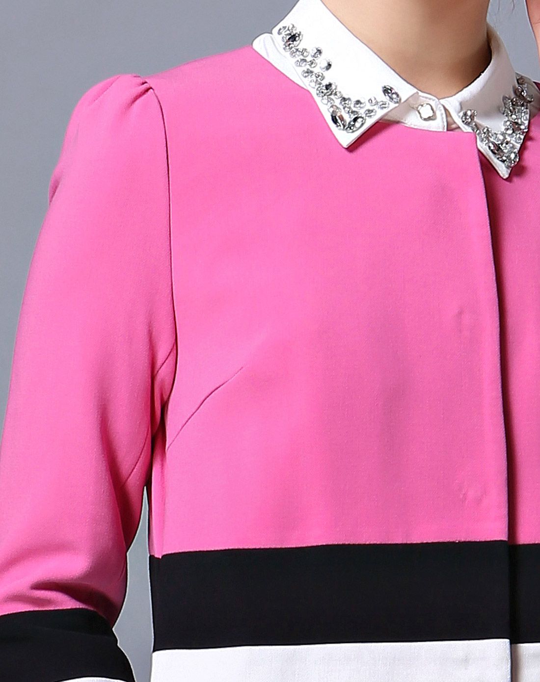 热粉色气质优雅八分袖外套