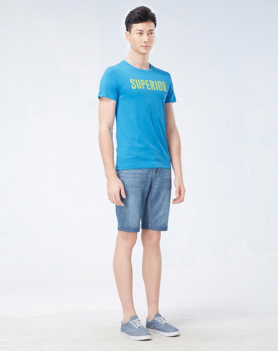 佐丹奴giordano男装专场 > 蓝色立体字母印花纯棉短袖t恤