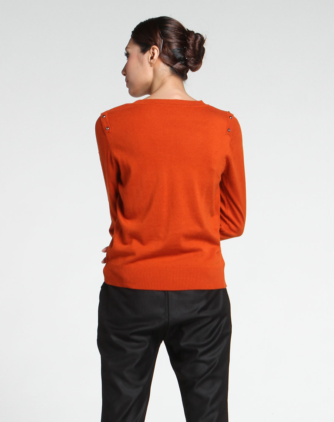 深橙色印字母闪钻长袖上衣