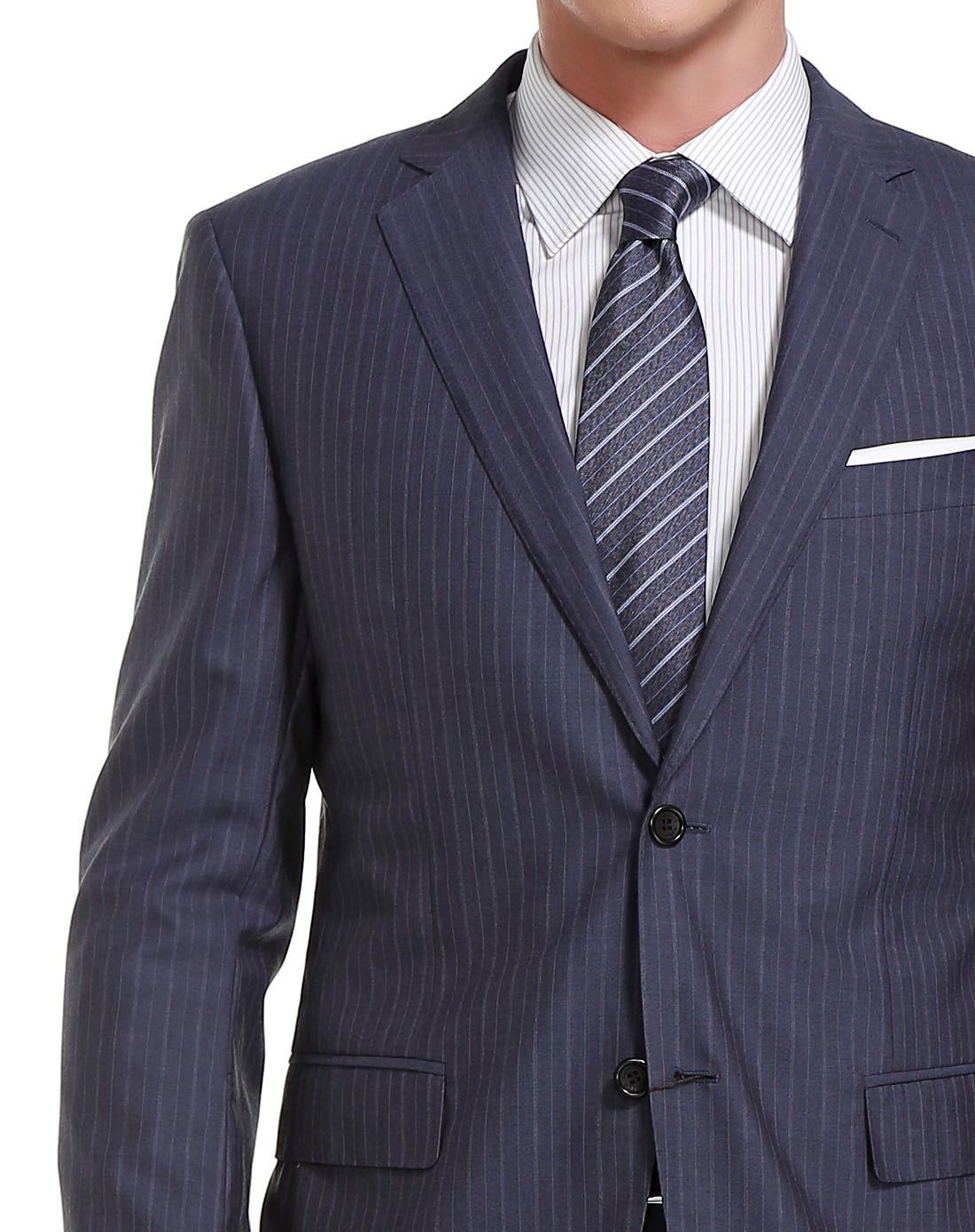 灰色时尚竖条纹长袖西服