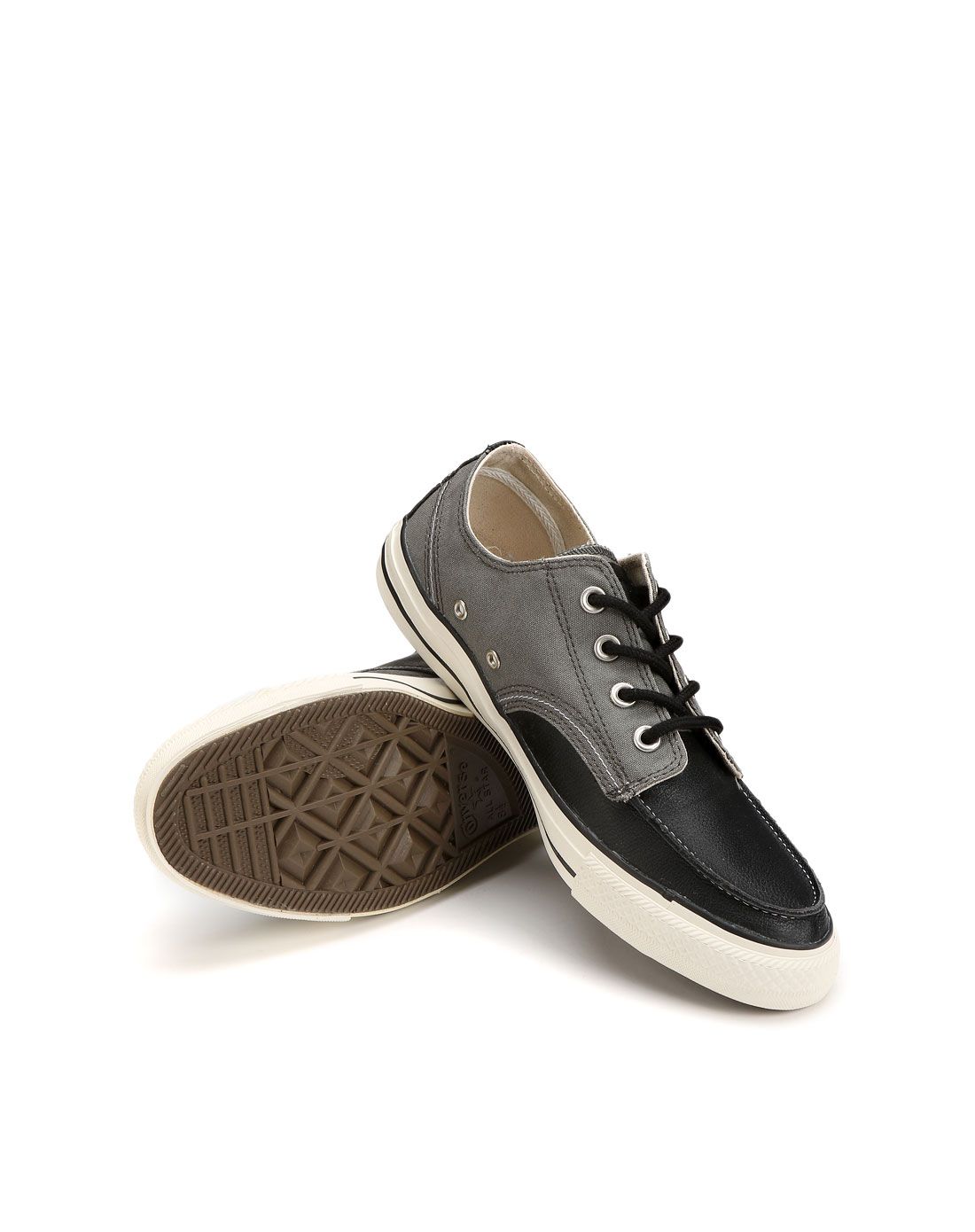 时尚轻便 中性款炭灰配黑色休闲鞋