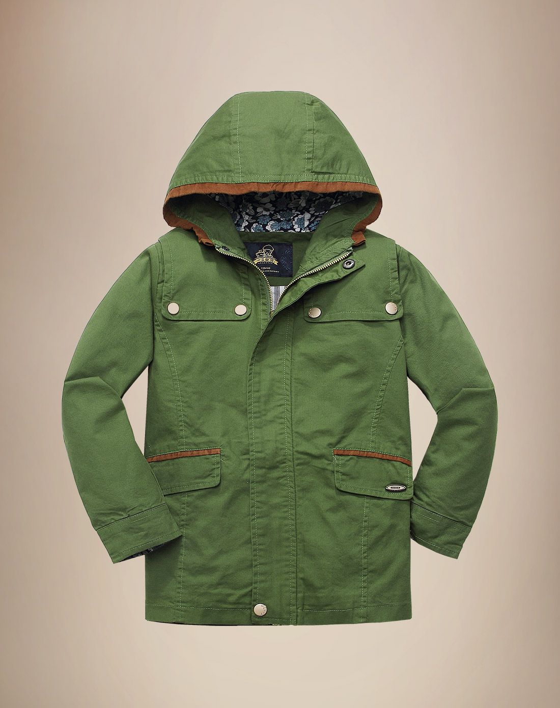 男童绿色风衣外套