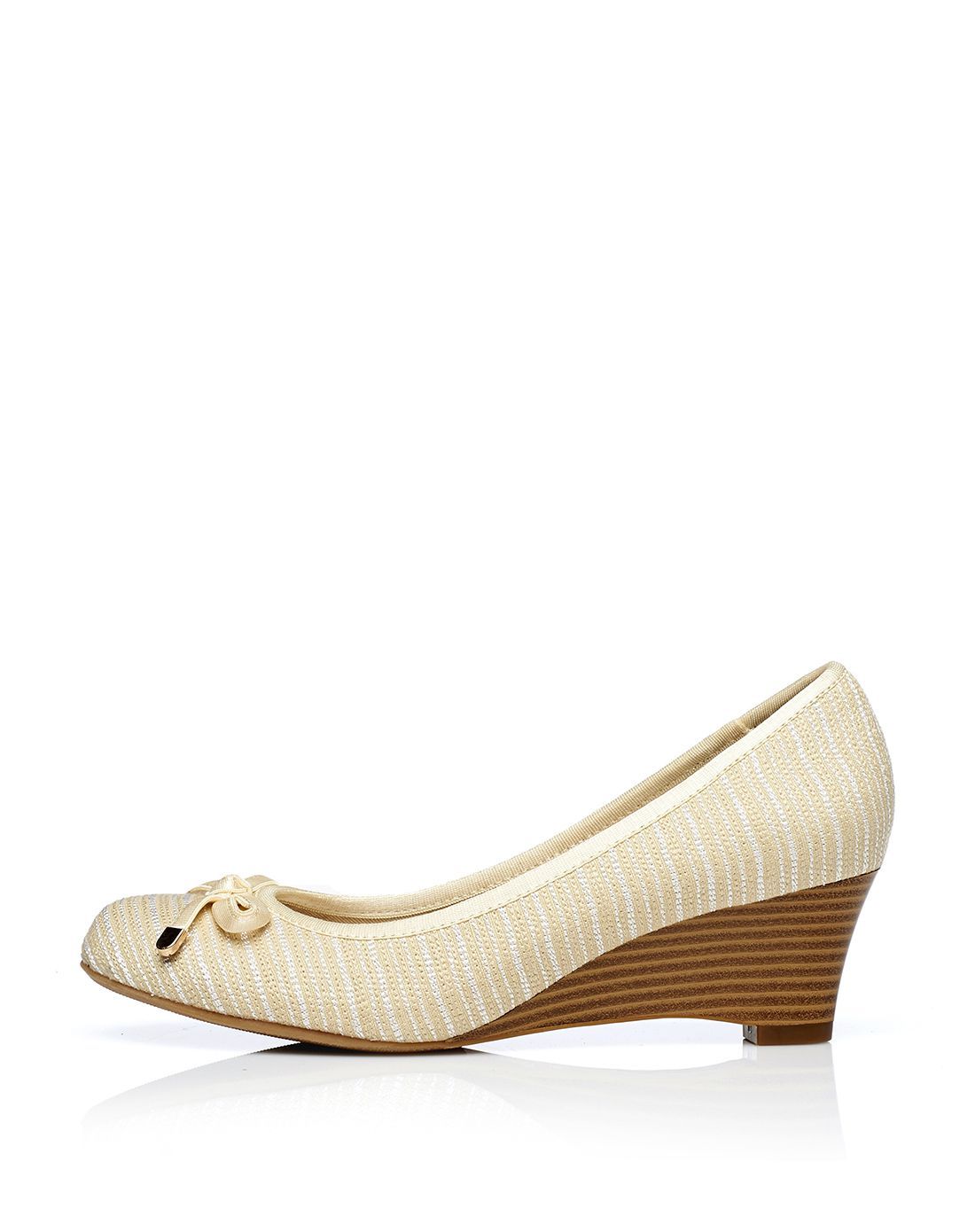 达芙妮中坡跟条纹布蝴蝶结软面米白单鞋