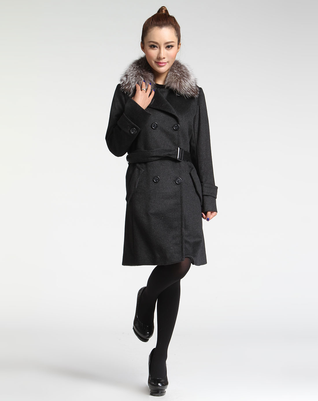 菲姿feizi女装专场-深灰黑色毛领长袖羊绒大衣