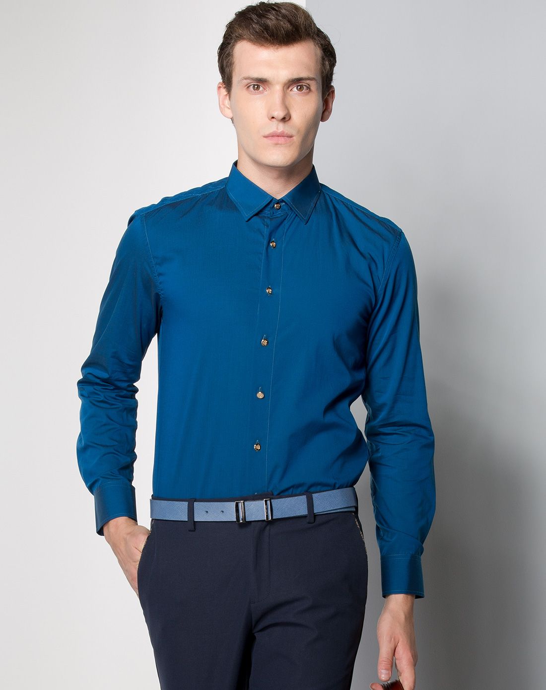 湖蓝都市正装贵族长袖衬衫