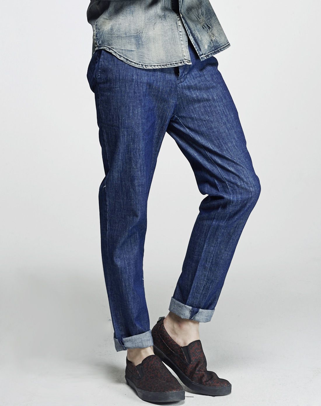 牛仔蓝 英伦复古牛仔裤