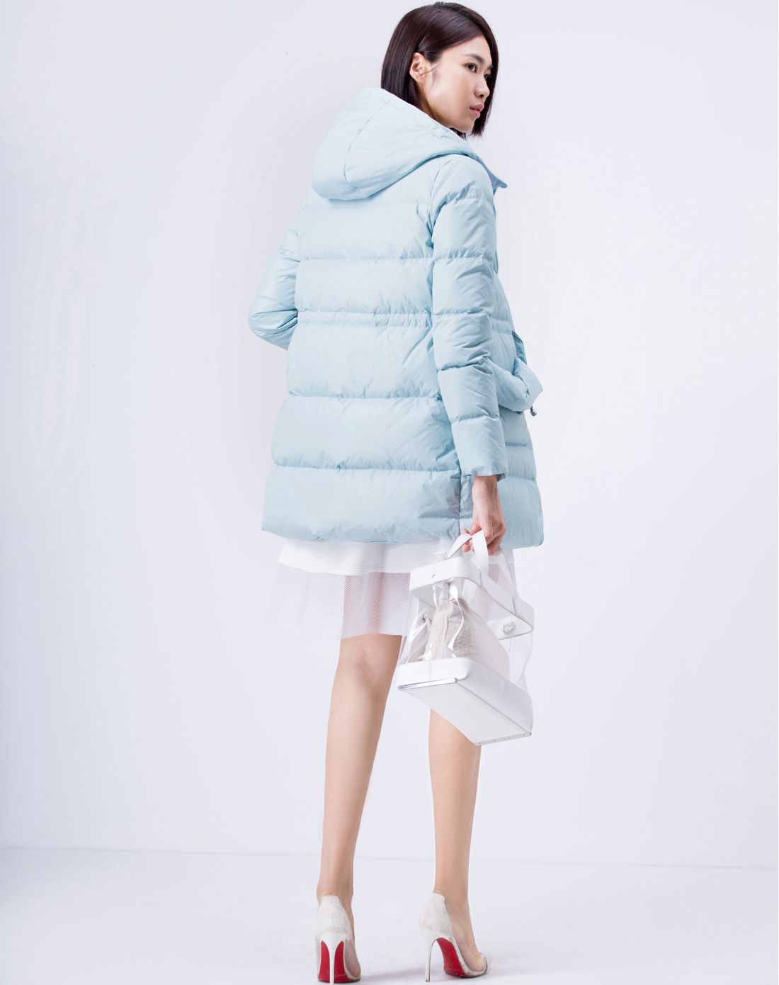 粉蓝连帽抽绳腰立体口袋羽绒服
