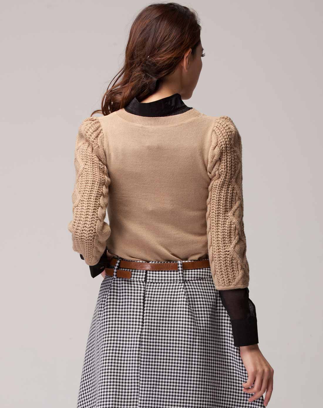 杏色时尚长袖上衣