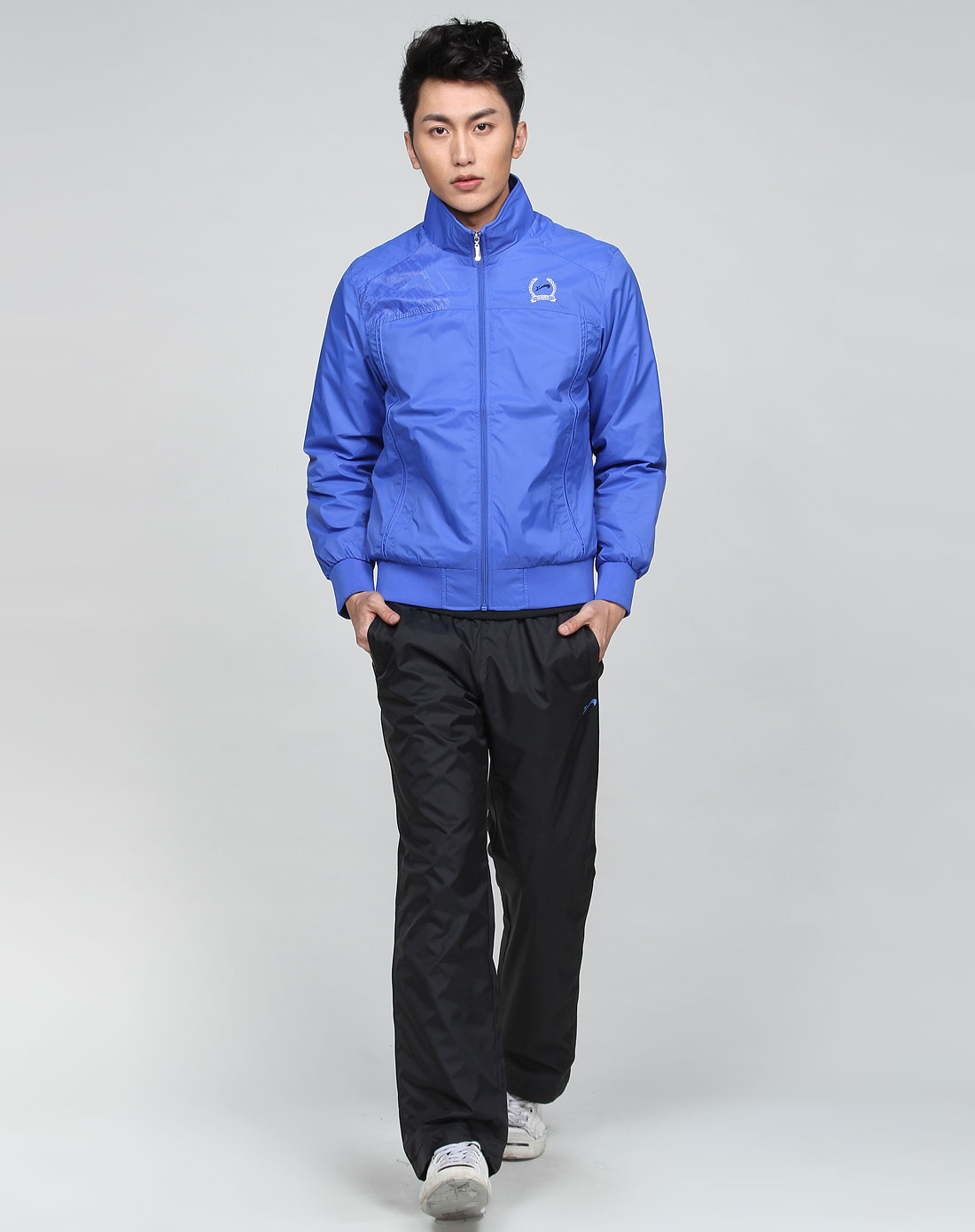 贵人鸟男士专场-蓝色刺绣图案梭织长袖休闲外套套装