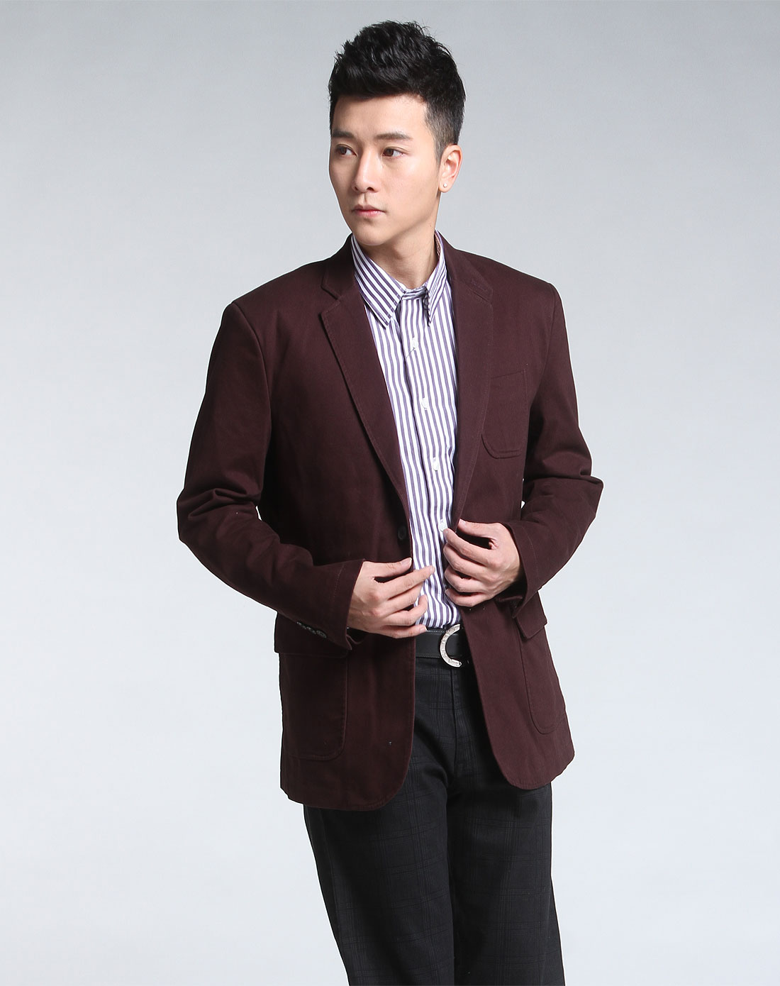 紫红色长袖休闲西服