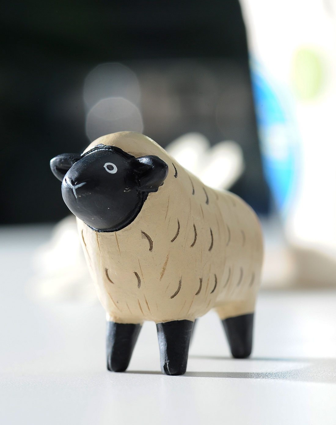 创意吸磁可爱小绵羊卡座