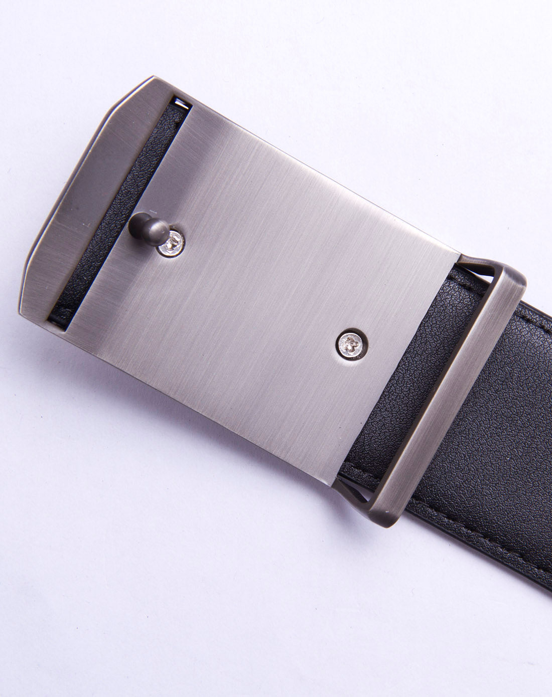 男款黑色时尚板扣皮带