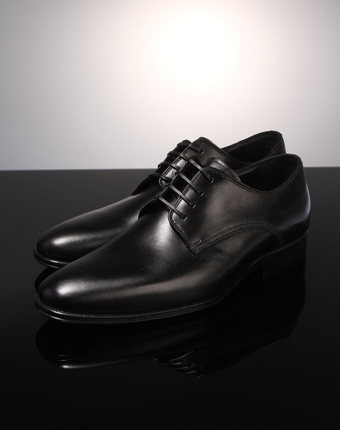 男款尊贵牛皮系带皮鞋黑色