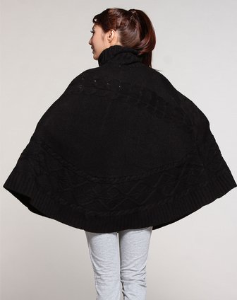 黑色复古风混纺披肩