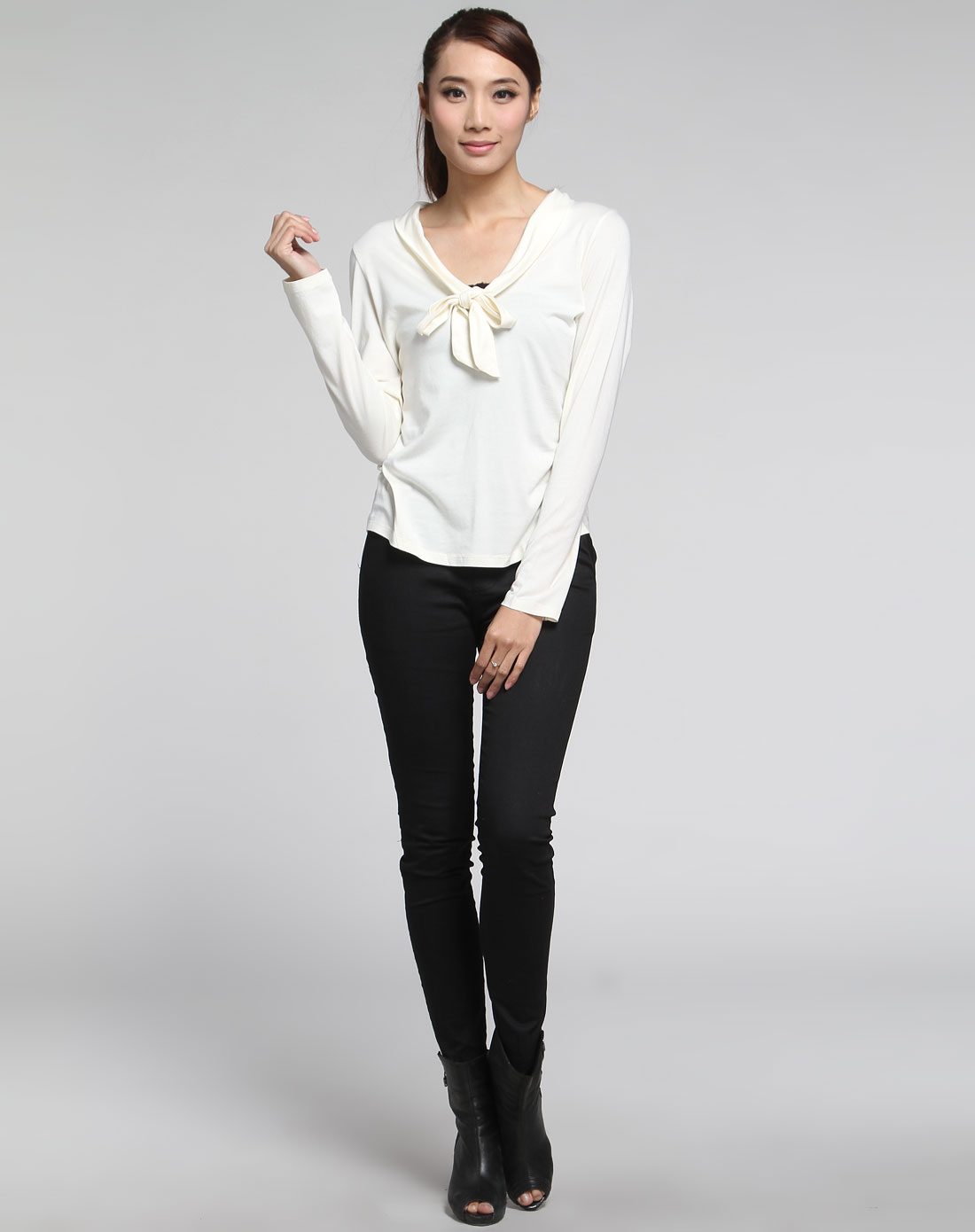 诺帝卡nautica 奶白色休闲长袖针织衫