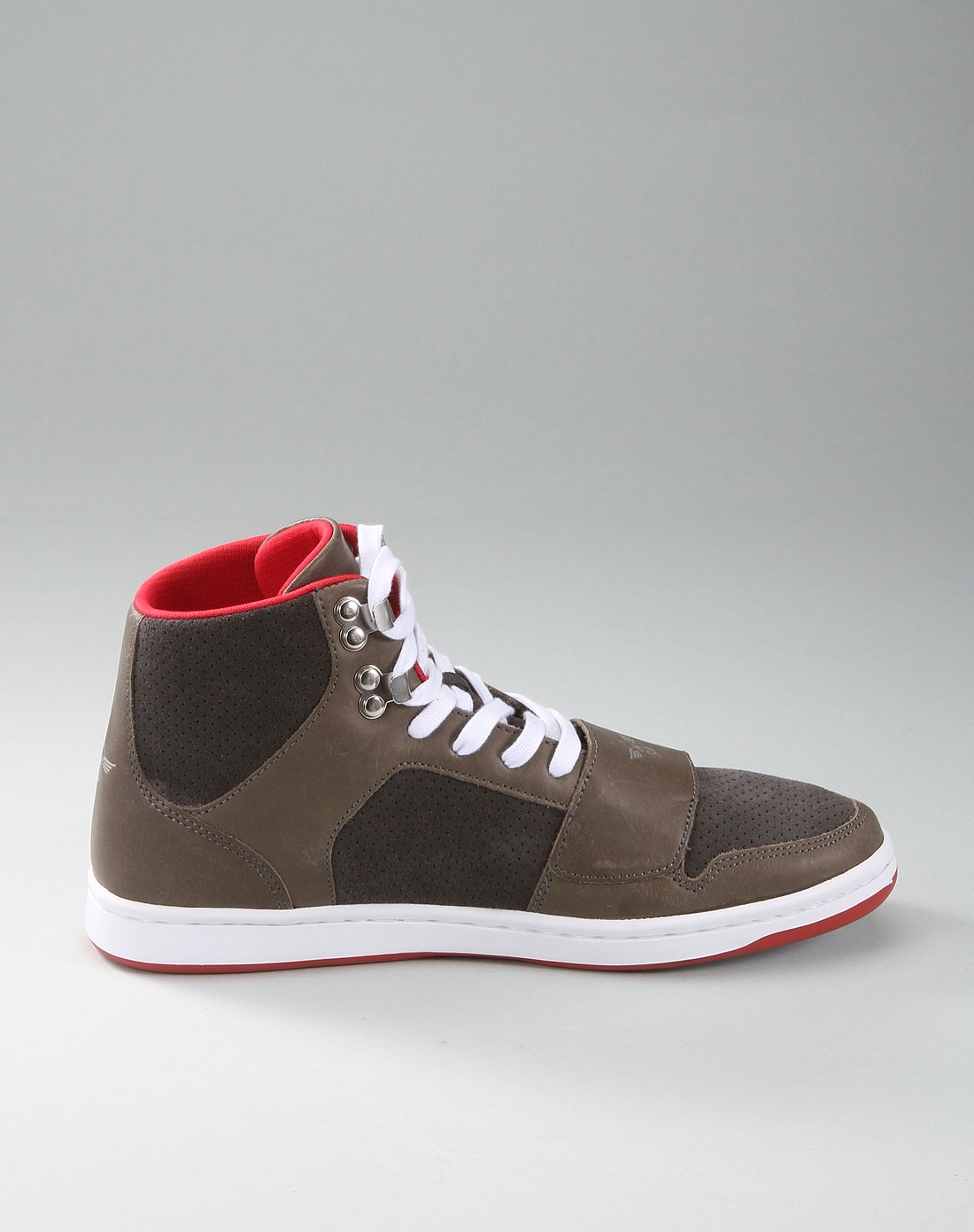 男款阳光帅气酷感牛皮磨砂休闲鞋棕色