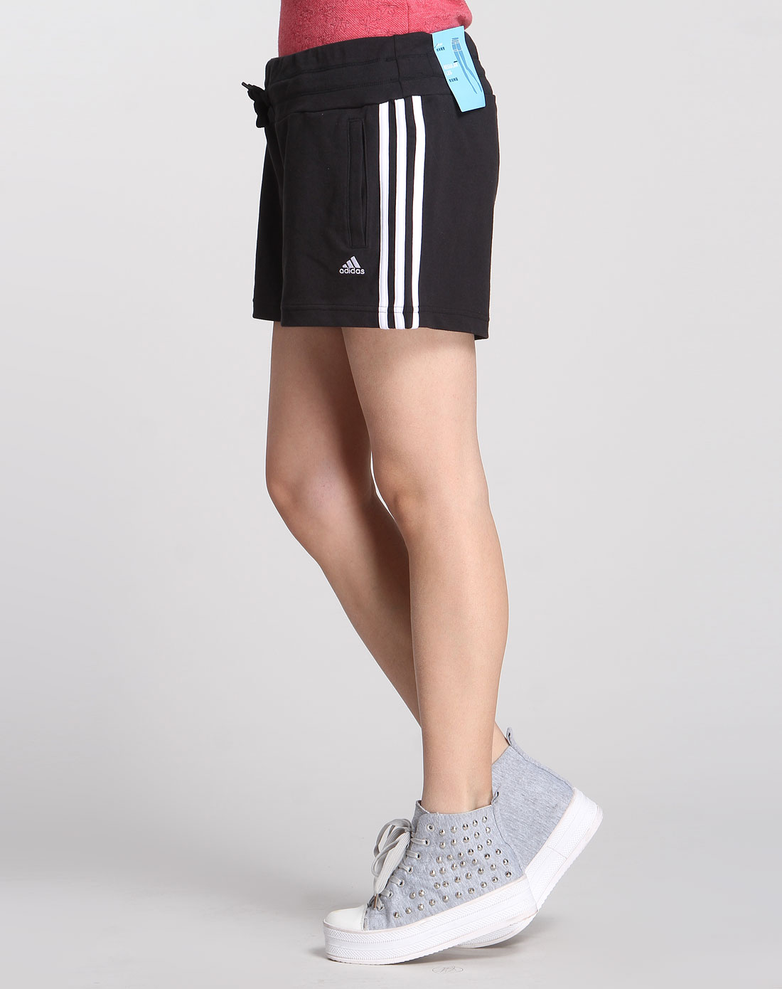 阿迪达斯adidas女装专场-(定价清单不上线)女款黑色休闲活力针织短裤