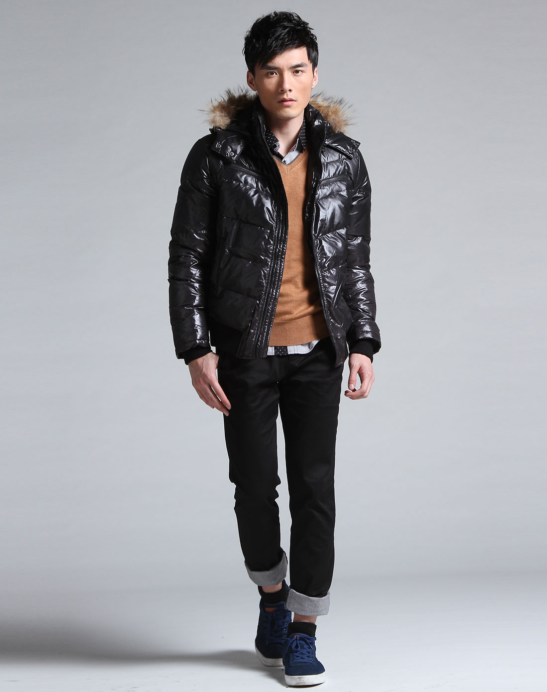 摩高mogao男装专场-黑色渐变千鸟纹连帽长袖羽绒服