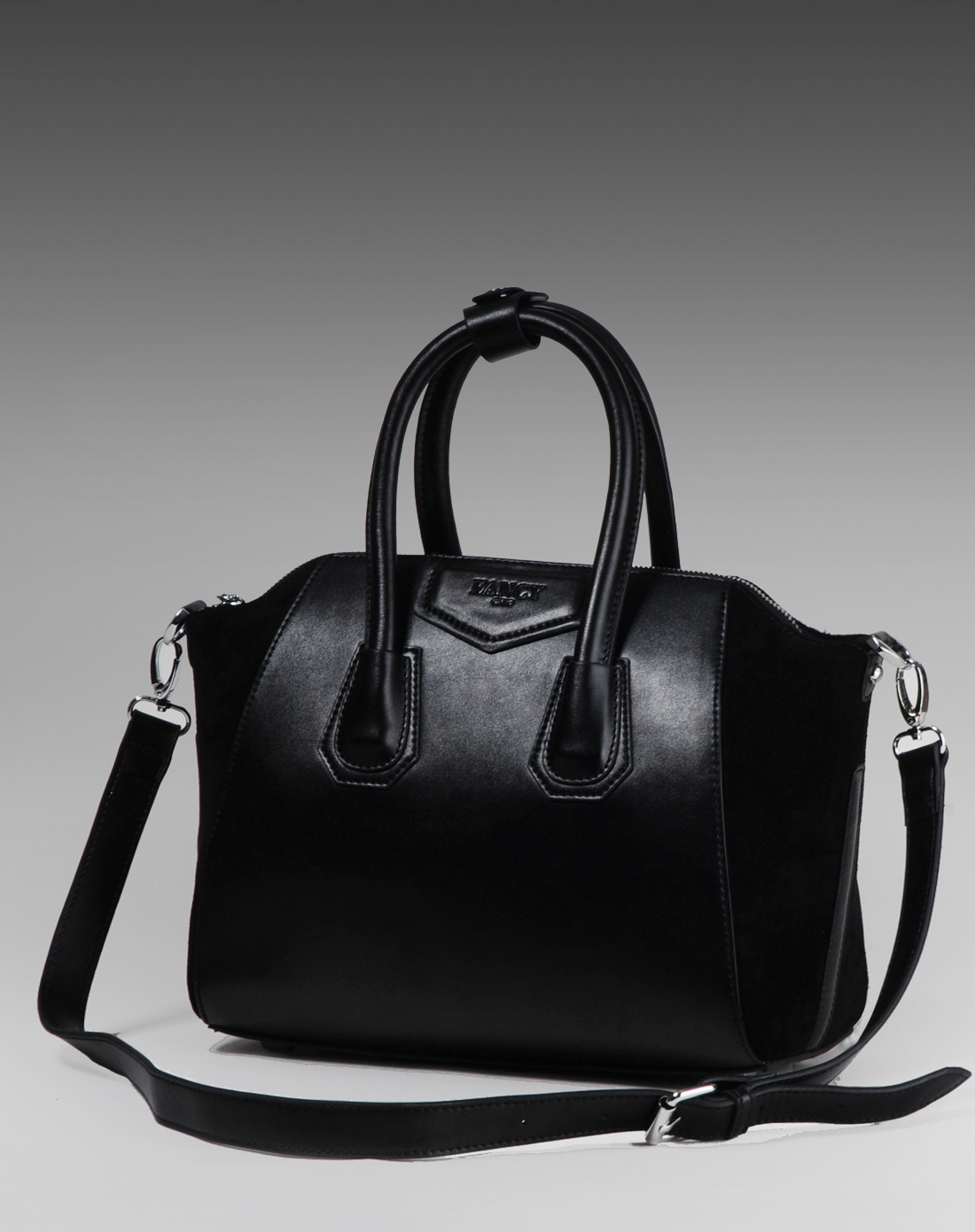 黑色经典笑脸包