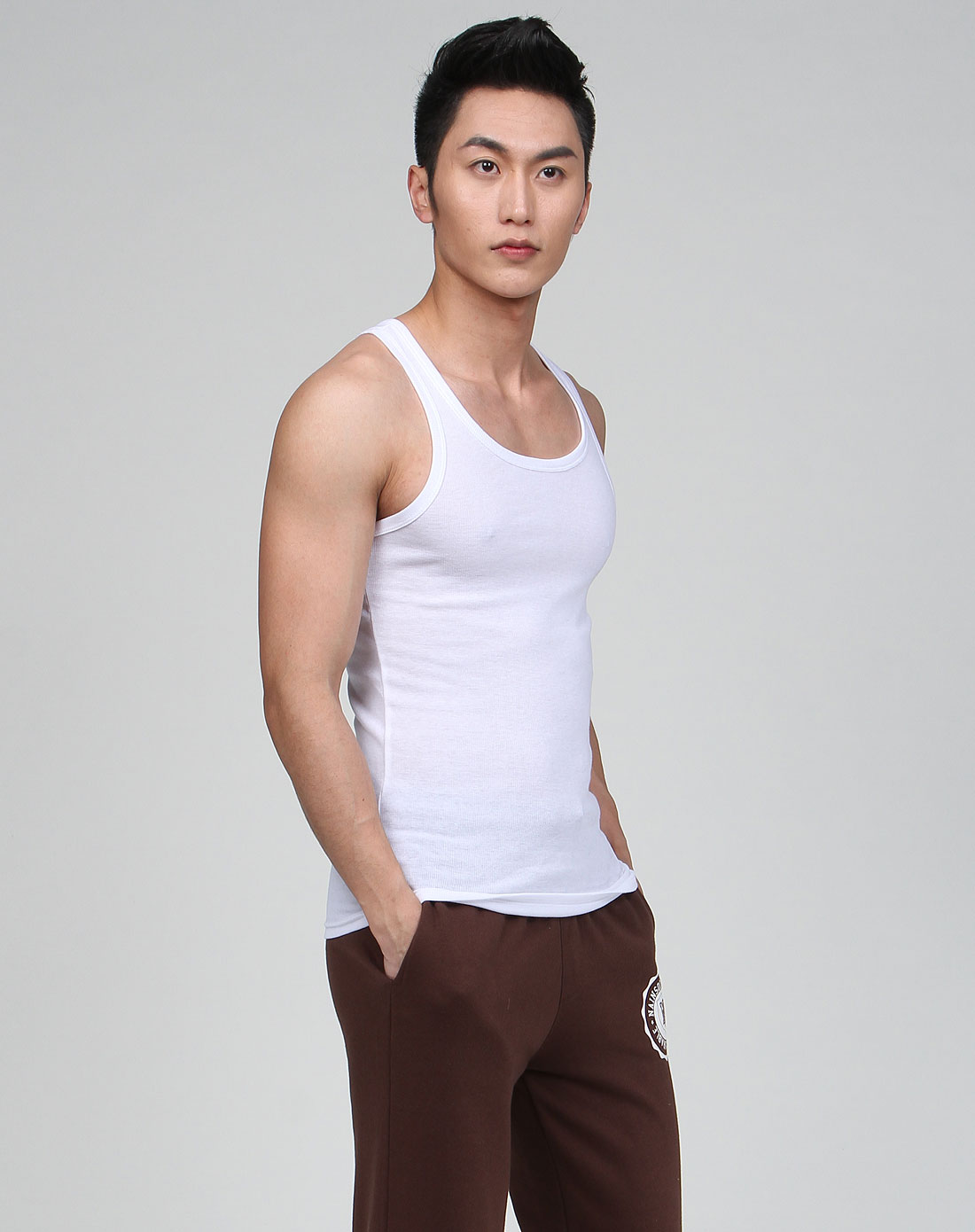 男款白色简洁竖纹工字背心