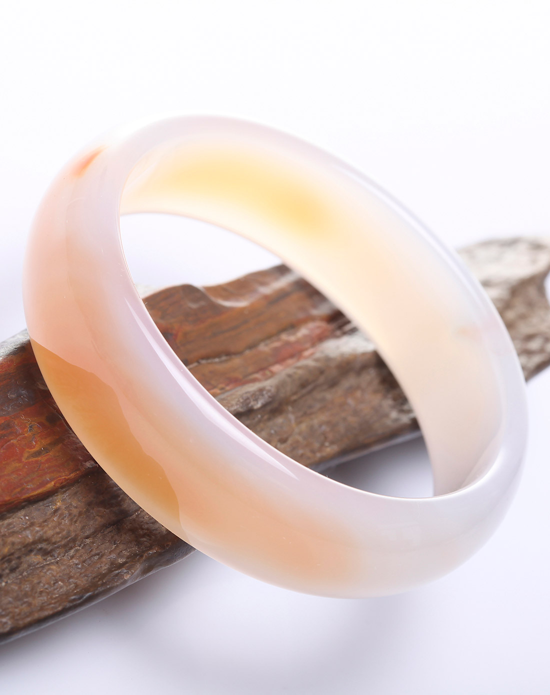 天然至纯玛瑙手镯63mm