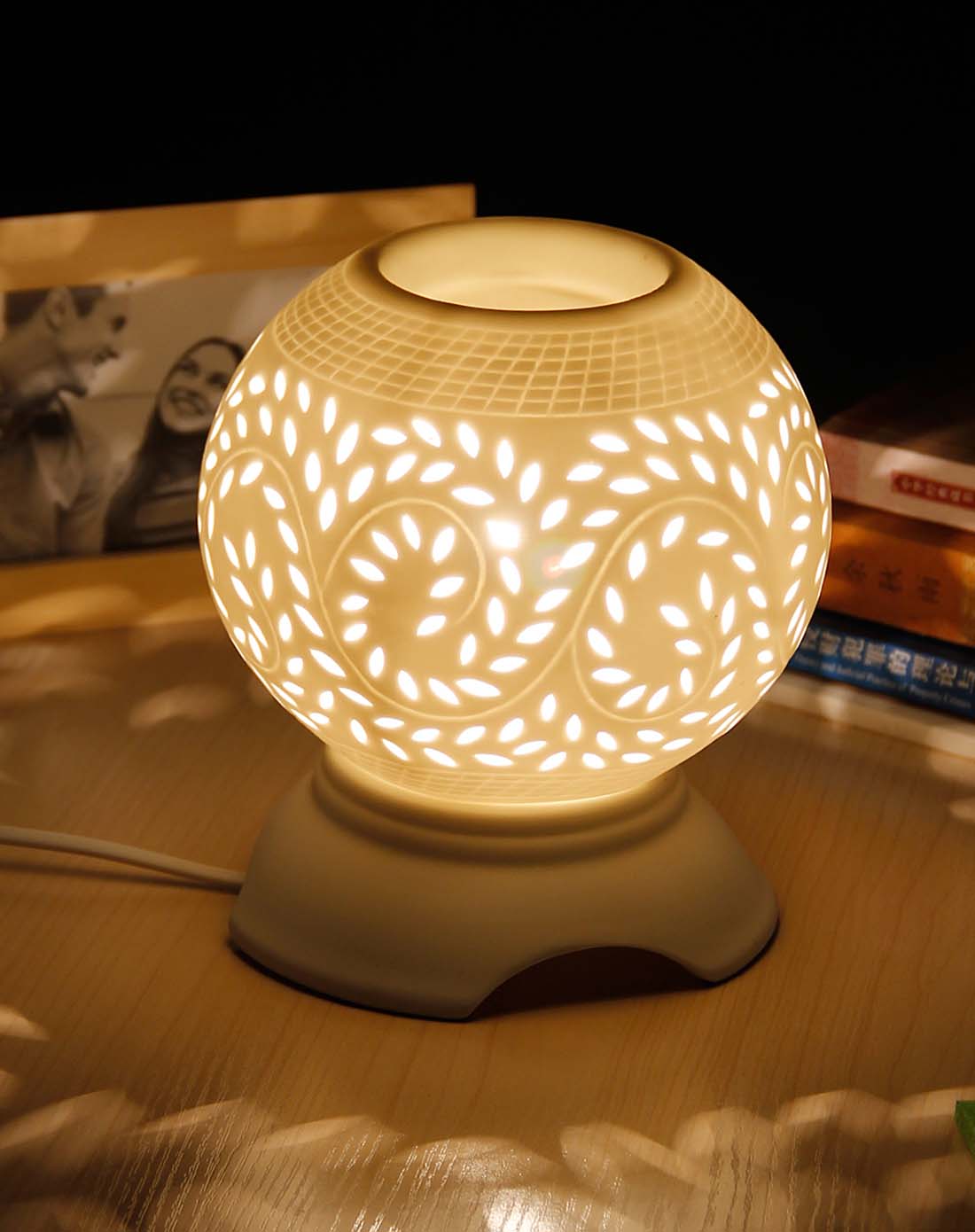 柳叶陶瓷香薰灯配精油-白色