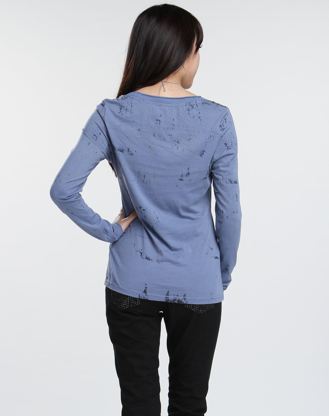 女款灰蓝色时尚长袖t恤