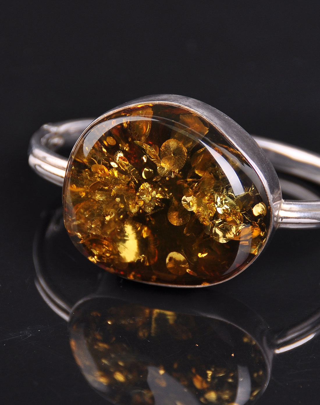 挪威森林植物珀手镯(带证书)