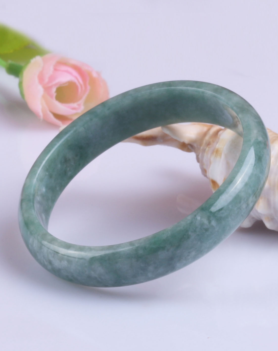 油清种天然翡翠a货椭圆形贵妃手镯