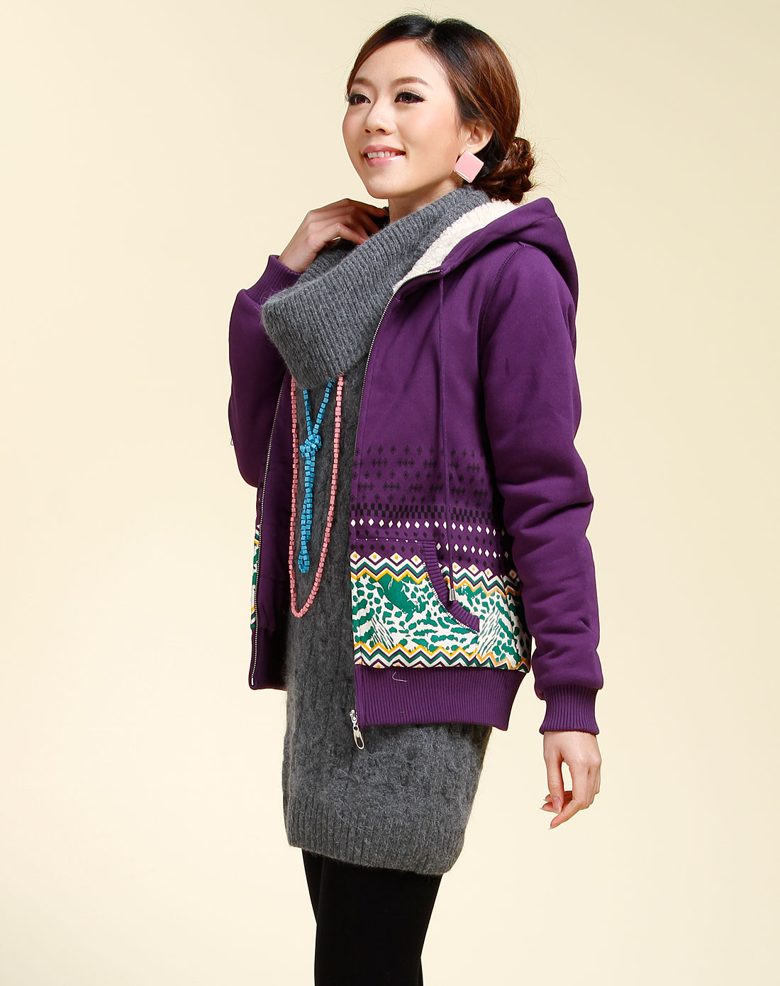女款深紫色印花连帽长袖毛里外套